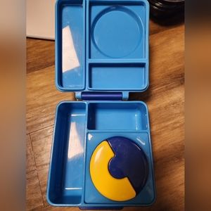 Omie lunch box